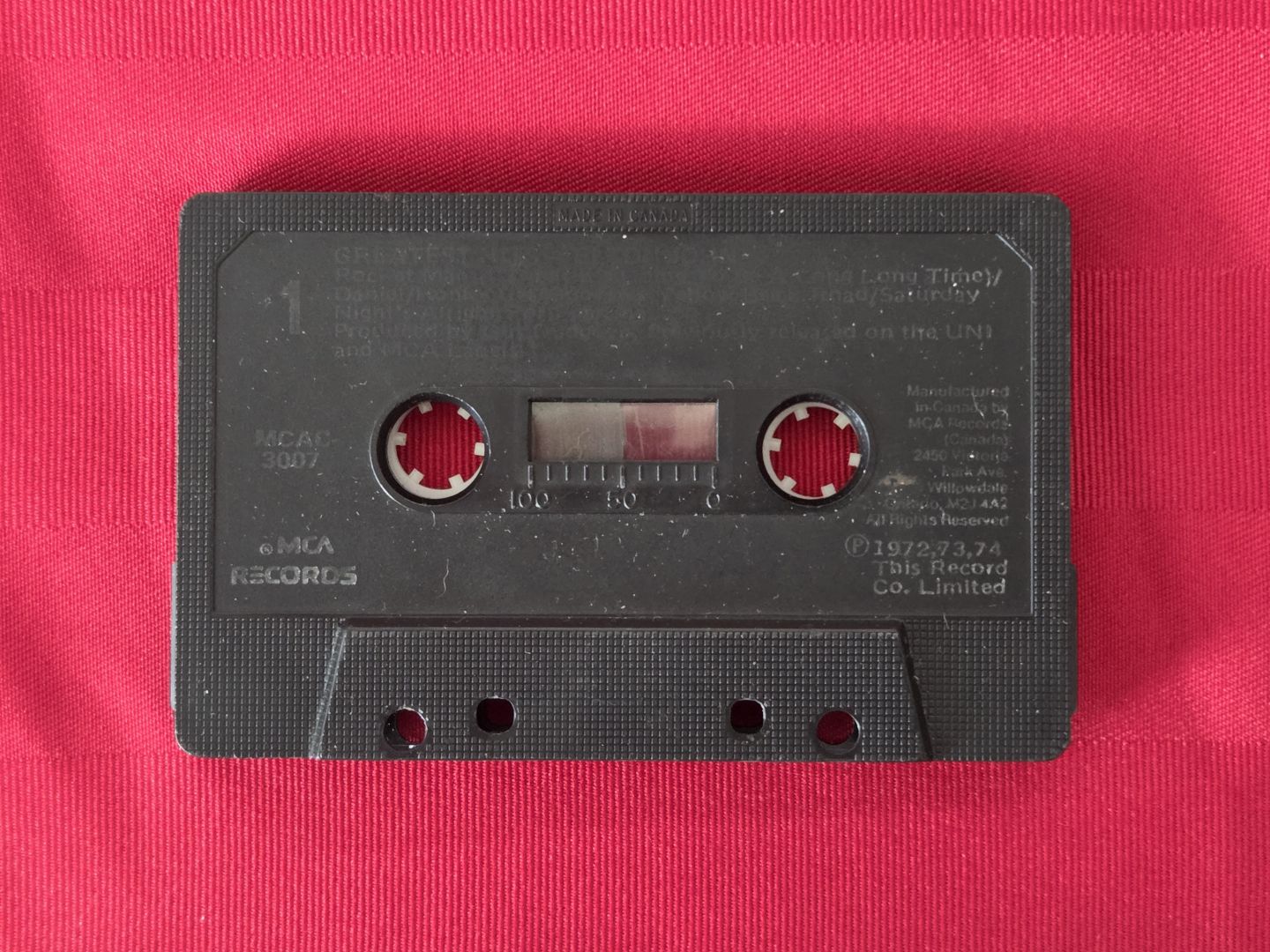 RARE, VINTAGE, 1974 ELTON JOHN, GREATEST HITS CASSETTE!!!